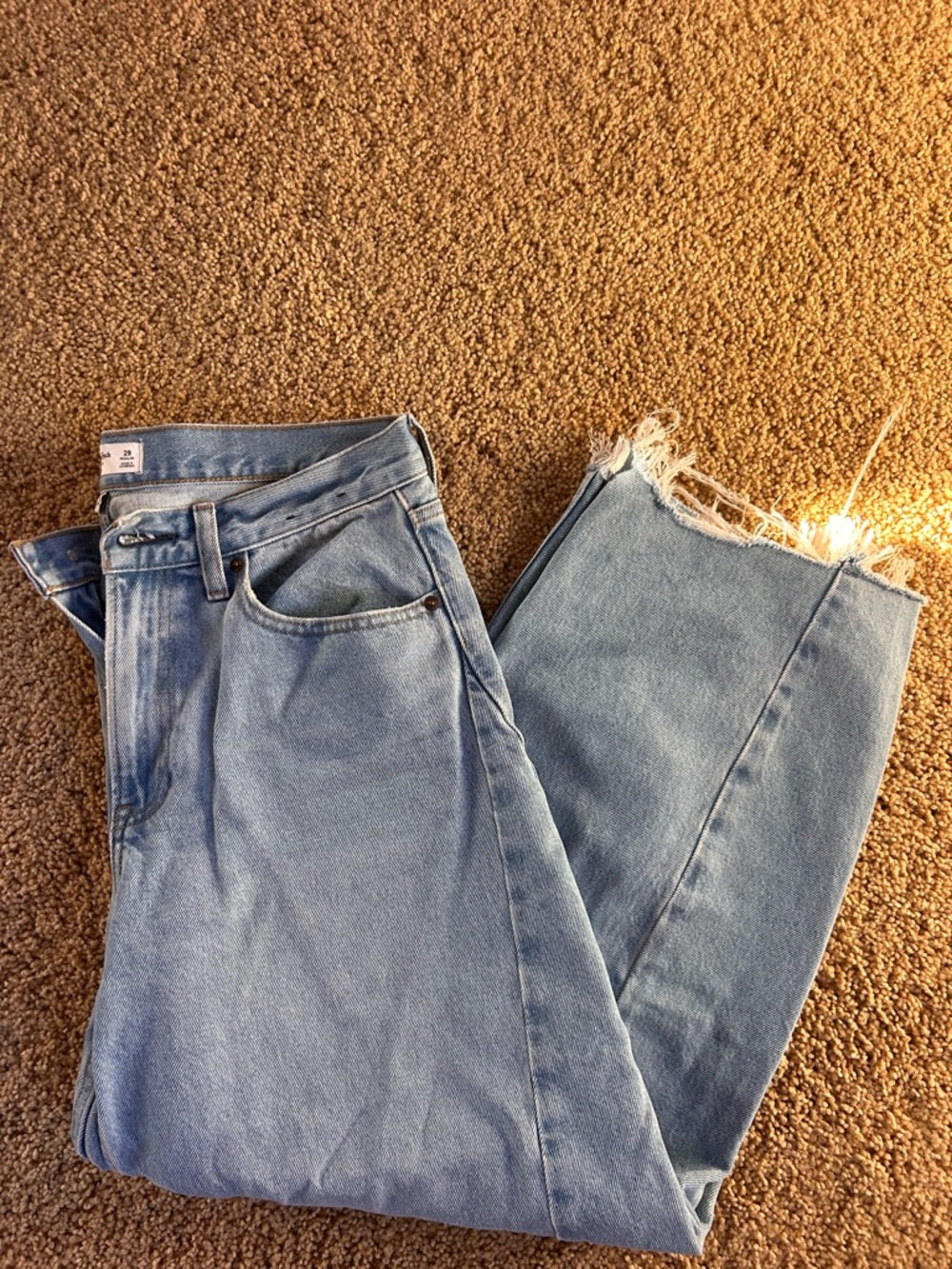 Abercrombie & Fitch Light Blue Cropped Straight Jeans with Frayed Hem